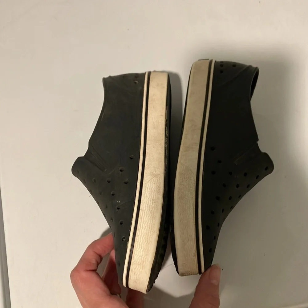 Native black waterproof shoes children’s toddler size 12